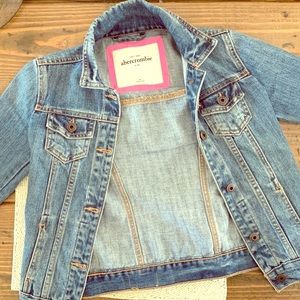 Girls denim jacket worn twice excellent condition